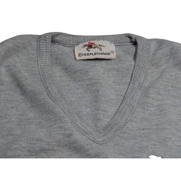 Vintage Steeplechase Gray V-Neck Sweater L - Cotton Wool Blend Embroidered Logo - Picture 4 of 7